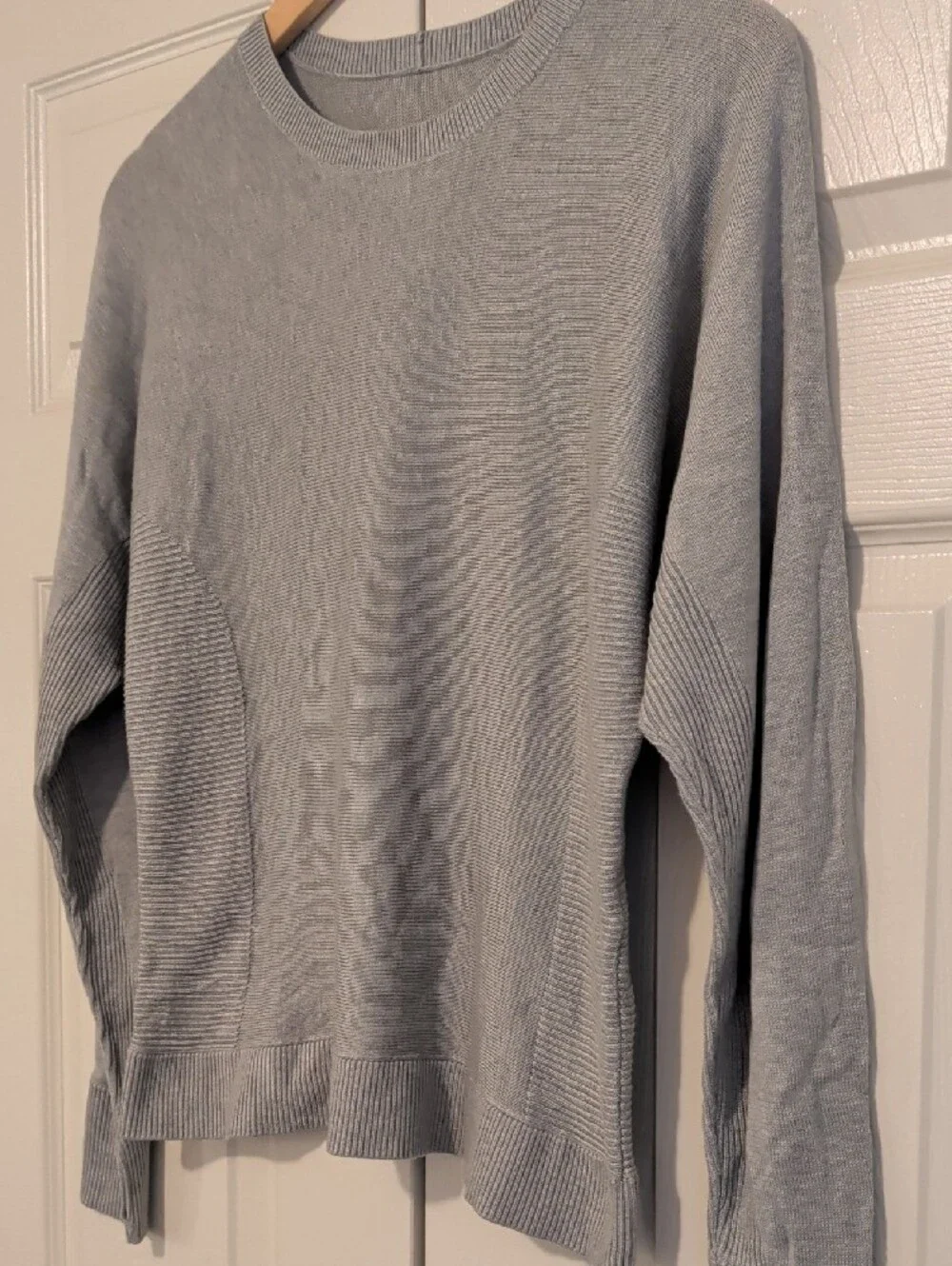 lululemon athletica women's Green Crewneck Sweater Cashmere